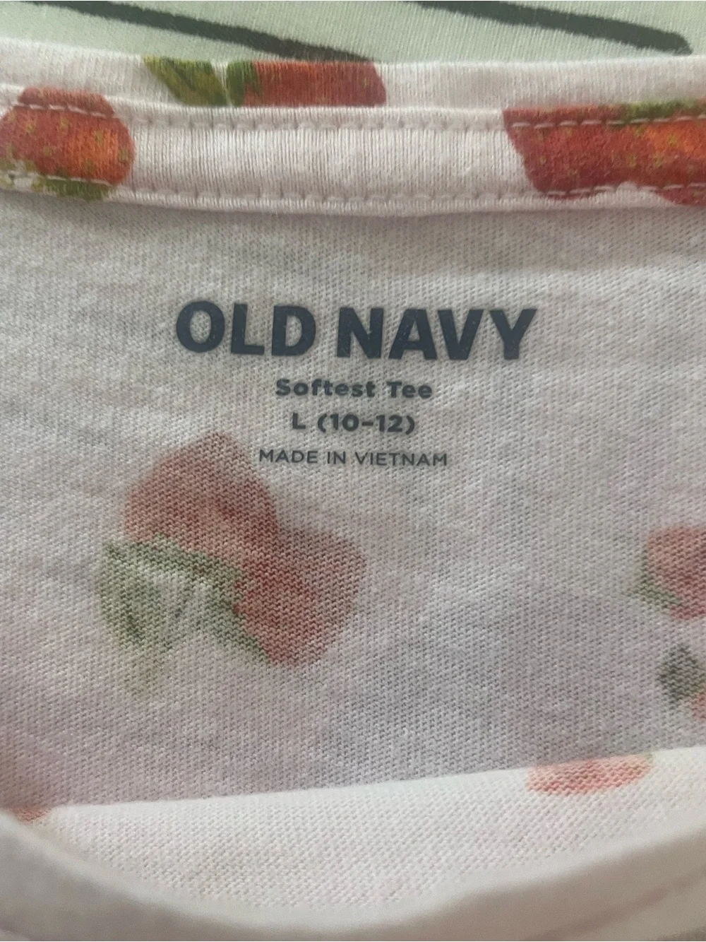 Cute Pink Old Navy Strawberry  Graphic Tee (Girl’s Sz L 10/12 yrs) FINAL PRICED